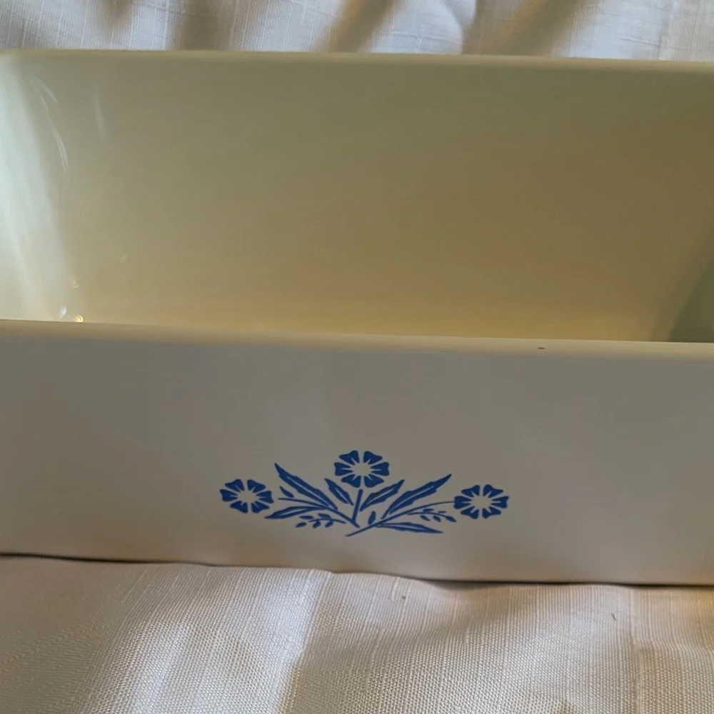 Vintage Corningware Baking Dishes Set Of 2 Loaf Pan And Square Casserole